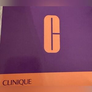 New⭐️Clinique Fan Favorites Multi Age Transformer Gift Set⭐️Stocking Stuffer ⭐️